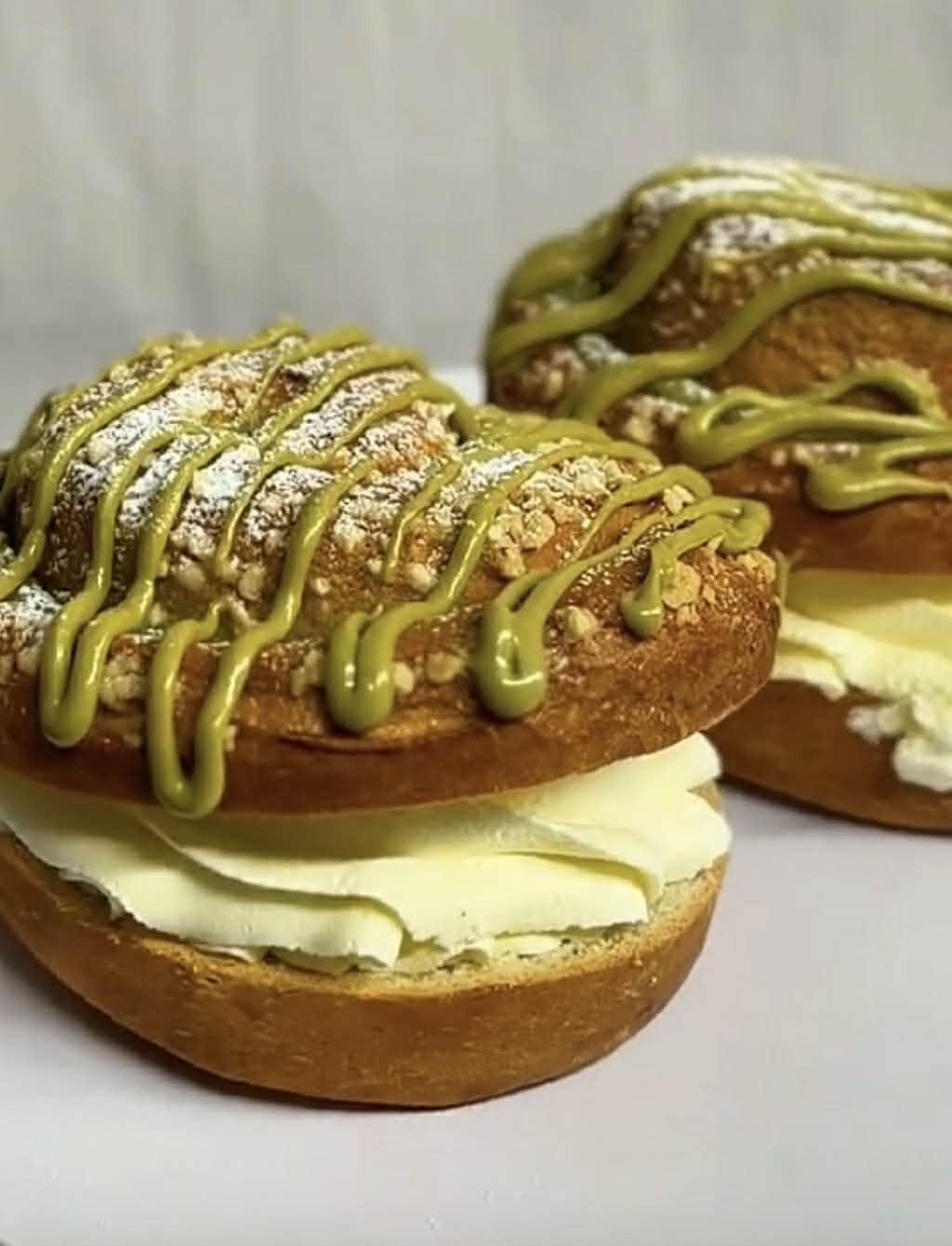 Pistaasilaskiaispulla